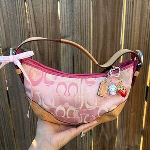 SOLD Coach Pink op art soho shoulder bag 2004 Vintage Y2K